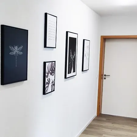 Gemeinschaftsunterkunft Doppelzimmer Für Max 8p I 2 Bäder I Küche I Einzeln Oder Komplett Buchbar * Heidenheim an der Brenz